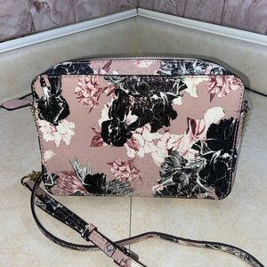 GUESS Black / Pink Floral Crossbody, Top Zip Closure